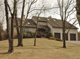 101 Tumble Idell Rd, Frenchtown, NJ 08825