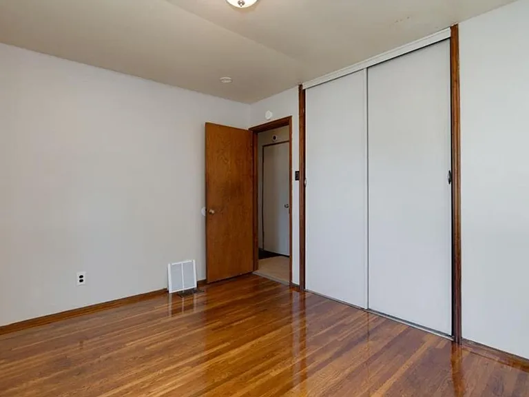 232 Cameron Rd — Photo 12