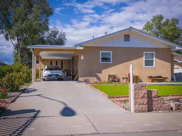 932 E Pueblo Dr, Espanola, NM 87532