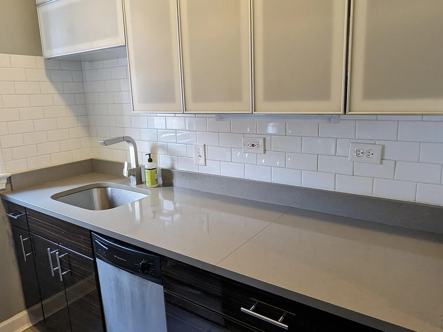 1 bed, 581 sqft, $2,600 — Photo 3