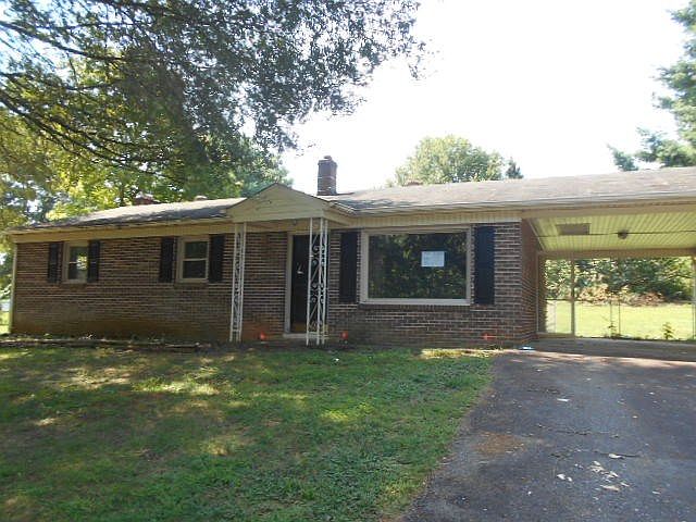1st image of 156 Silver Creek Ct