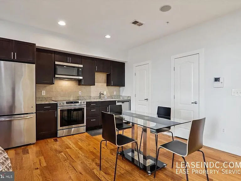 515 N St NW #2 — Photo 6