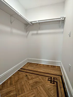 Rented by EXR | media 38