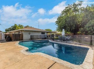 3920 Hillcrest Ln, Sacramento, CA 95821