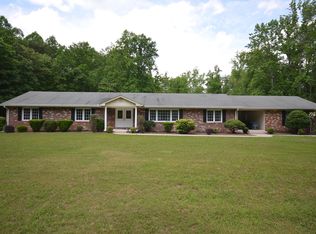 4746 Occoquan Club Dr, Woodbridge, VA 22192