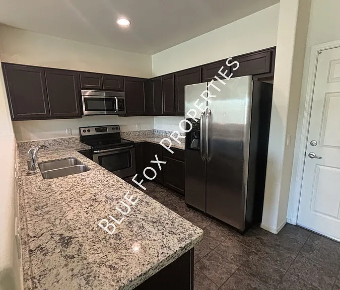 4170 N Thurston Ln #101 — Photo 3