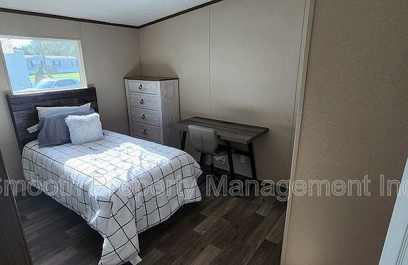 5th image of 7812 Fleetwood Dr