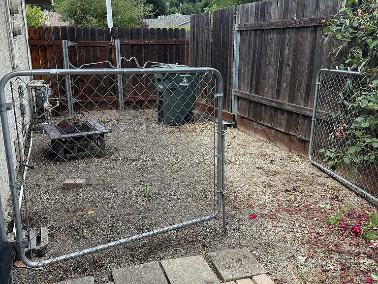 2436 S Whitney Blvd — Photo 13