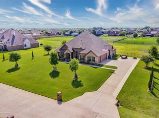 2187 Riverside Dr, Kaufman, TX 75142