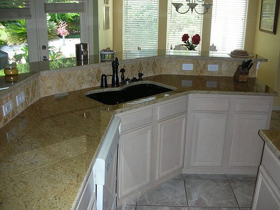 granite counters and underhung sink