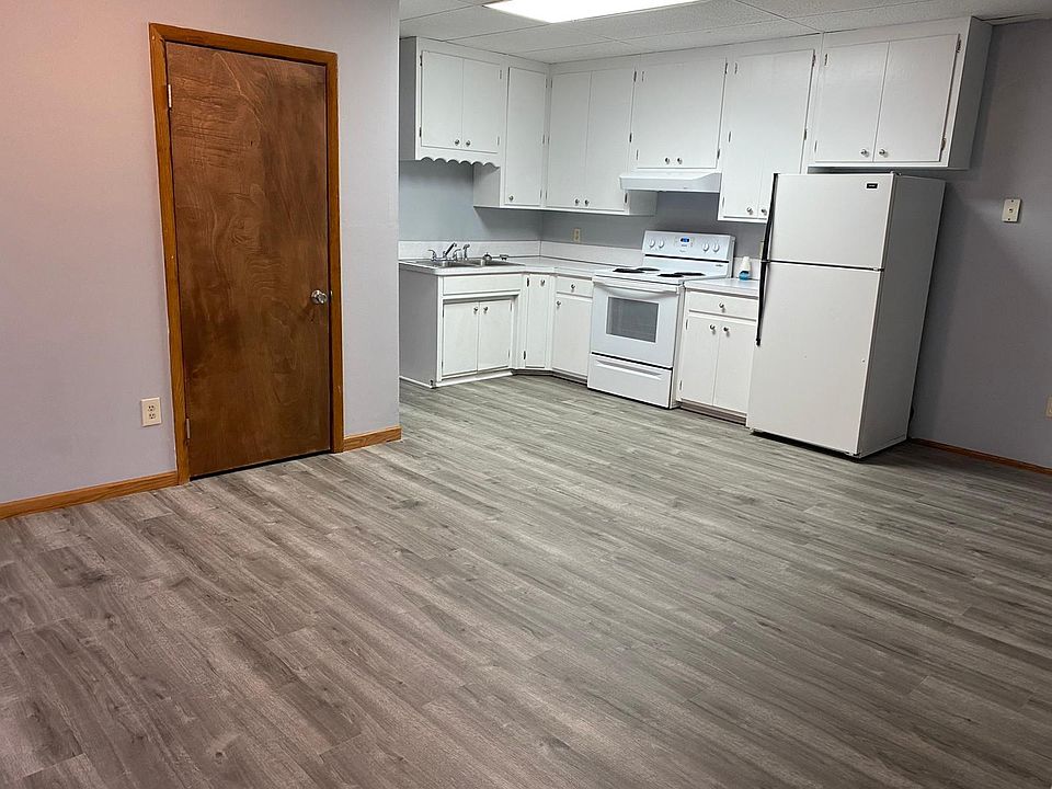 1st image of 421 1st Ave E #25