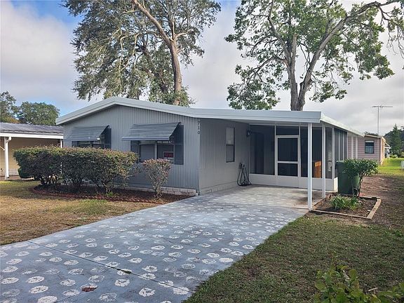 3rd image of 710 Coachman Dr