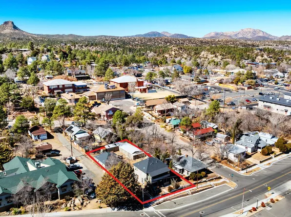 208 S SUMMIT Avenue, Prescott, AZ 86303