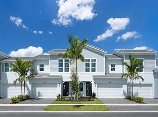 16369 Oakview Dr, Loxahatchee, FL 33470