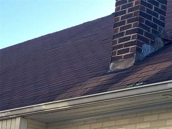 5th image of 13702 Thornhurst Ave