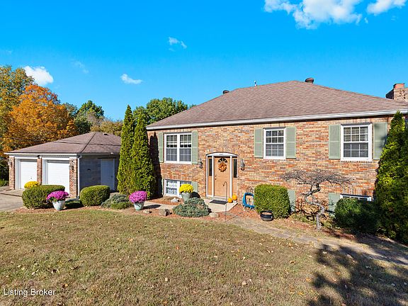 5th image of 221 Edna Lee Ln