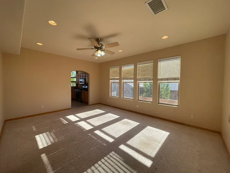 6809 Chapingo Rd NE — Photo 5