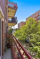 Rented by Thomas Lipovetsky, LREB