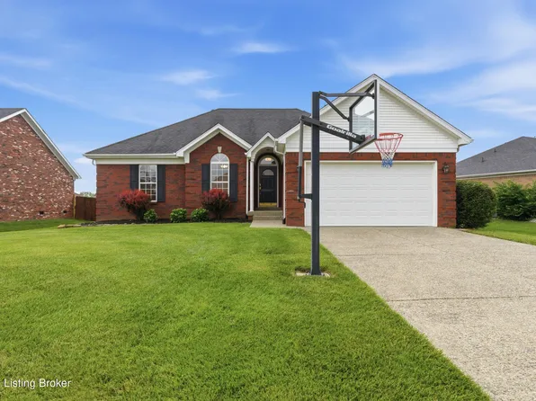 515 Spring House Ln, Louisville, KY 40229