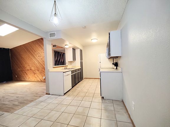 3rd image of 1075 S Elkhart Way APT 301