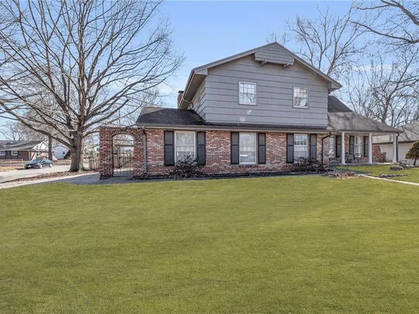 1100 SW Azure Ave, Blue Springs, MO 64015
