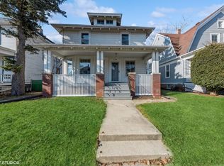 1526 Flett Ave, Racine, WI 53405