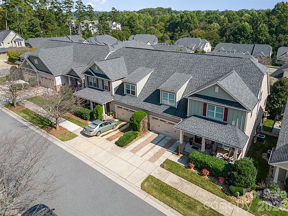 2nd image of 131 Aztec Cir