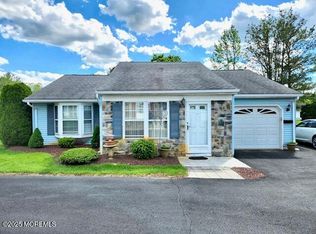 1 Ivy Ridge Close, Freehold, NJ 07728