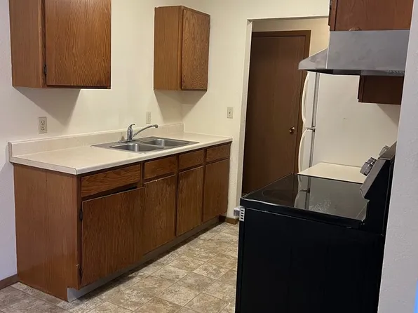 Pines Edge, 412 1st St NE #105, Sartell, MN 56377