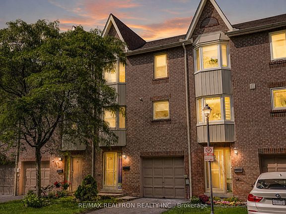 3rd image of 25 Cardwell Ave #24