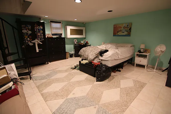 Rented by America Mecca Realty LLC | media 27