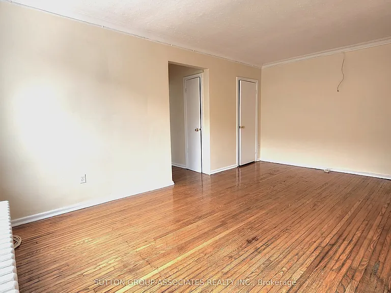 1 Greenbrook Dr #304 — Photo 11