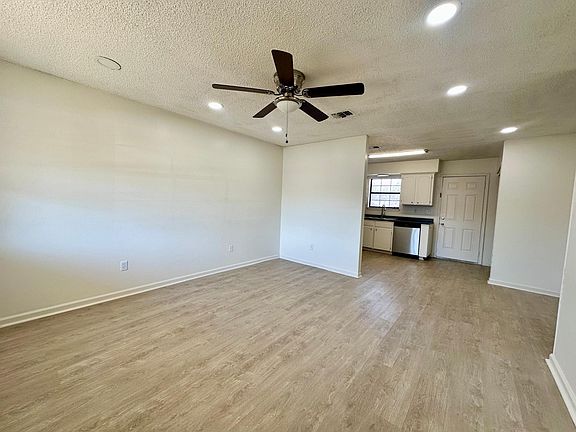 3rd image of 2612 Florence Mattison Dr Unit B