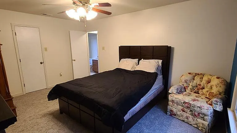 11733 Timber Mill Ln — Photo 16
