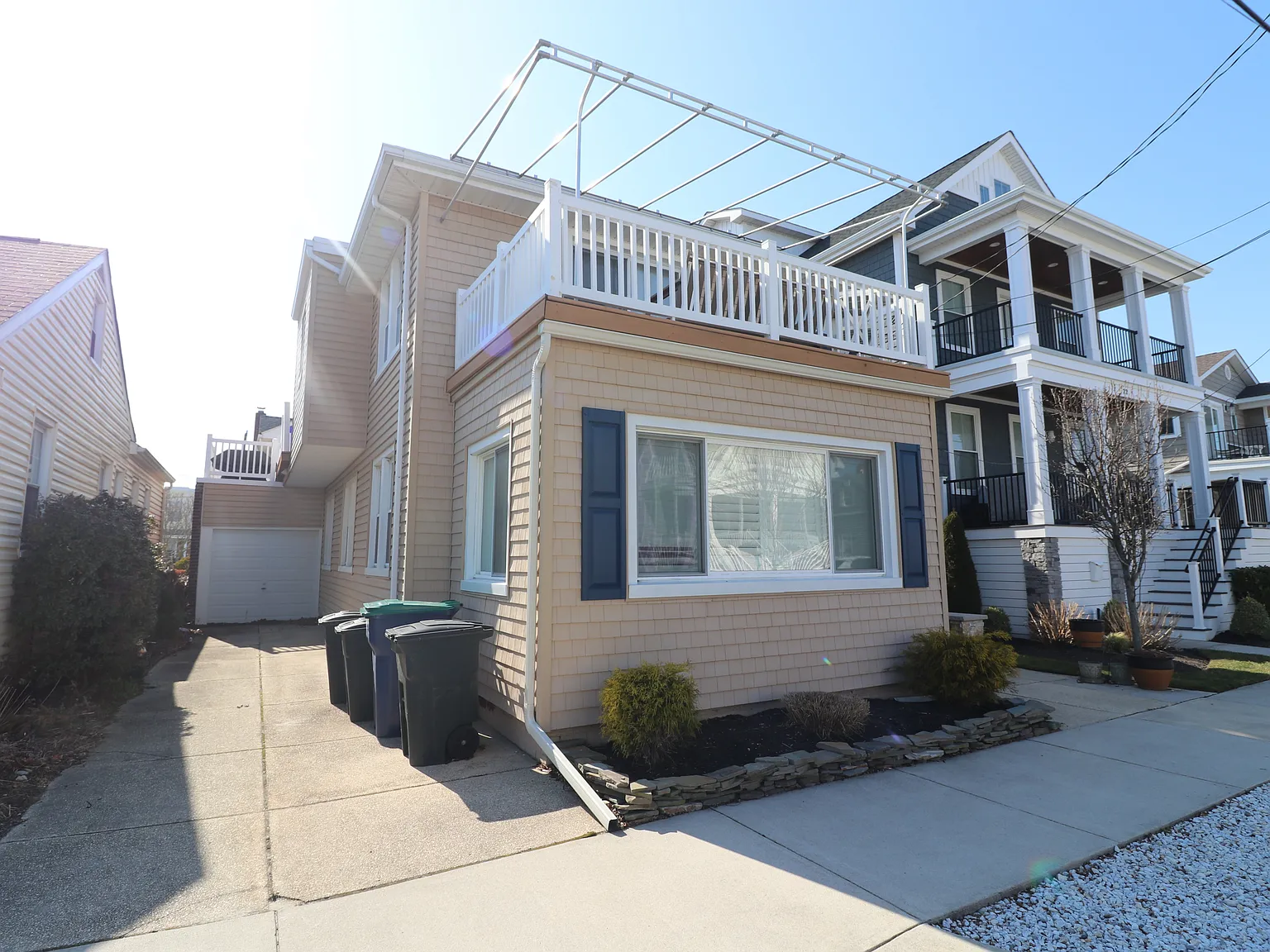 3 bed, 1080 sqft, $1,500 — Photo 2