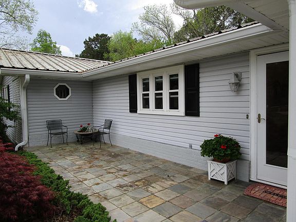 5th image of 1564 Stillwaters Dr