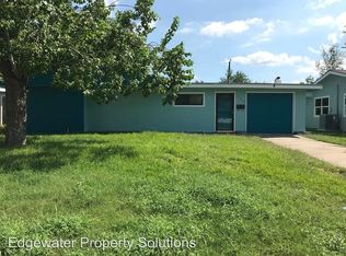 209 Highland Dr, Hitchcock, TX 77563