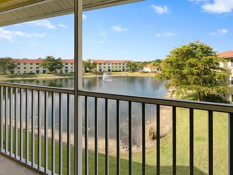8297 Key Royal Ln #331 — Photo 14