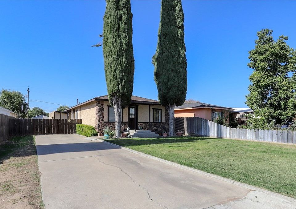 1st image of 2865 Beachwood Dr