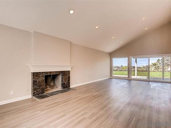 3rd image of 603 Solana Hills Ct