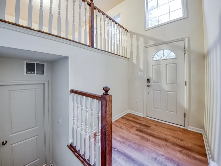 423 Marshall Heights Dr — Photo 7