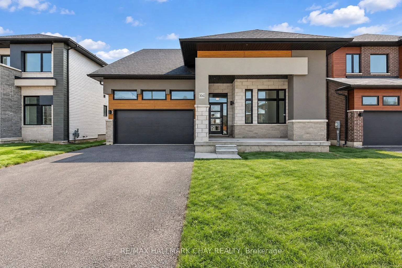 4 bed, $2,950 — Photo 1
