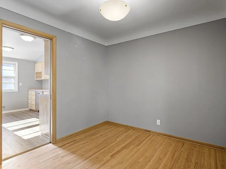 6339 Vincent Ave S — Photo 15