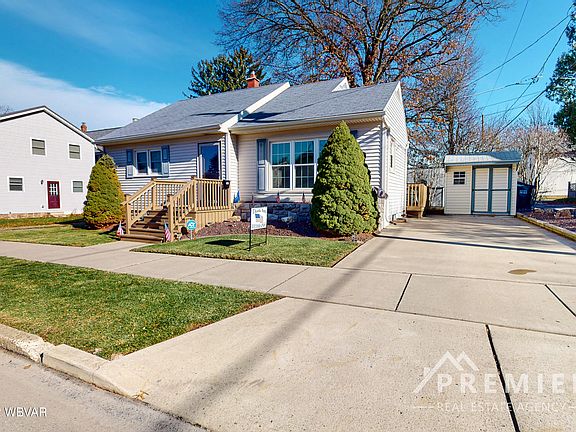 2nd image of 425 Percy St