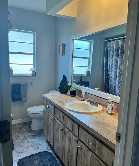 724 Fortuna Dr — Photo 14
