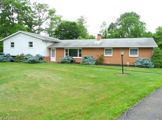 81 Wildwood Dr, Zanesville, OH 43701