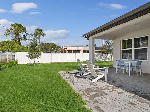 Spacious backyard for outdoor enjoyment