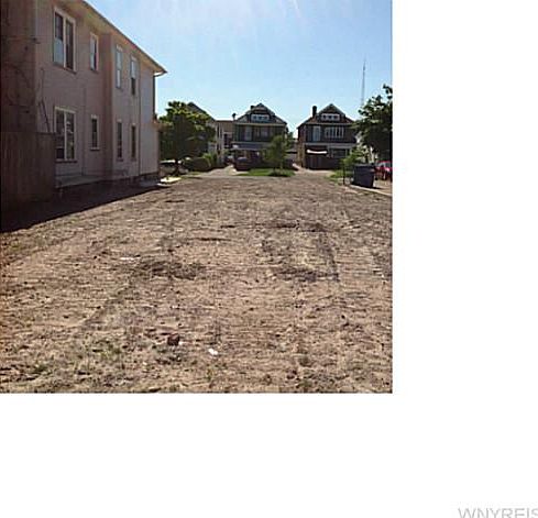 1st image of 139 Lovering Ave