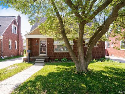 1526 S Gulley Rd, Dearborn Heights, MI, 48125