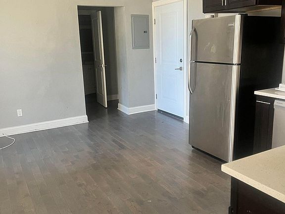 2nd image of 4104 Parkside Ave #1C